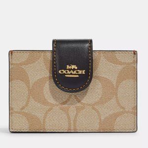 Authentic Coach Credit Card Case In Signature Canvas